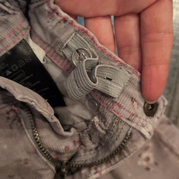 3/$20 H&M L.O.G.G. Floral Corduroy Pants Girls 5 6 Back To School Adjustable - Picture 6 of 11